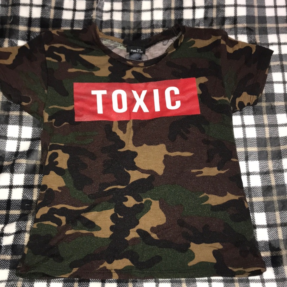 Camo crop top